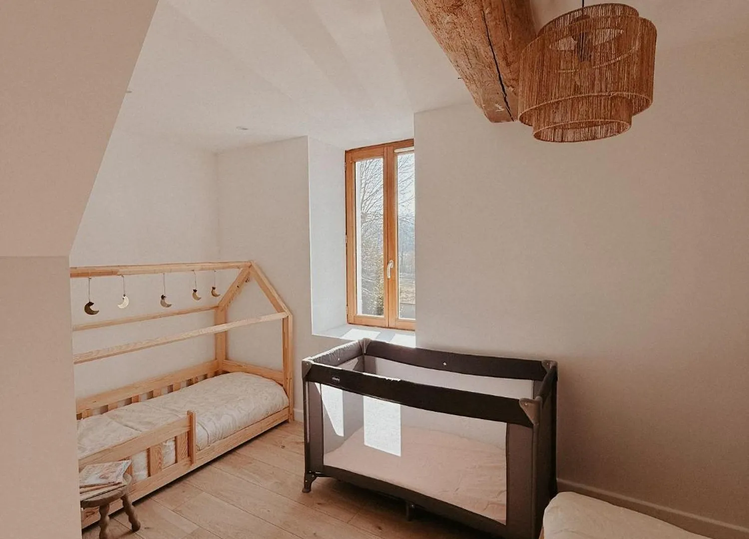 Charmante Maison En Pierres, Sejour A La Ferme Saint-Georges-d'Esperanche France