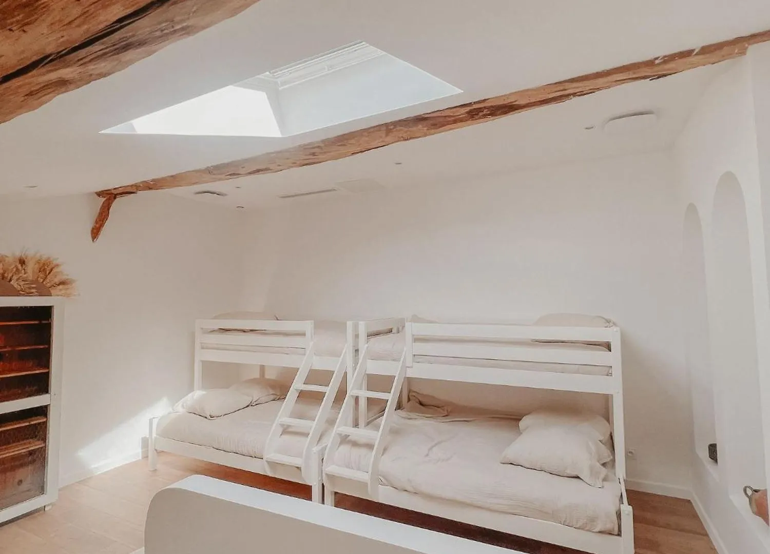 Holiday home Charmante Maison En Pierres, Sejour A La Ferme Saint-Georges-d'Esperanche France